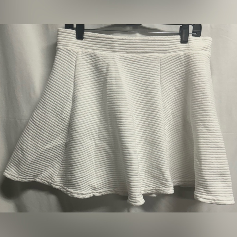 White skirt - XL - zipper closure